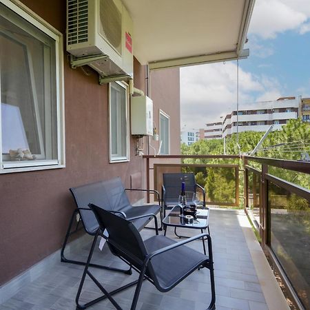 Gli Aquiloni Apartment - Steps From The Station Бари Екстериор снимка